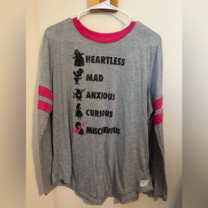 Disney XL Gray Alice & Wonderland (B)